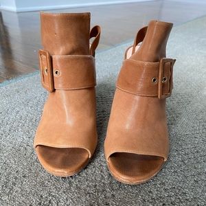 Stuart Weitzman Sunbelt Heels